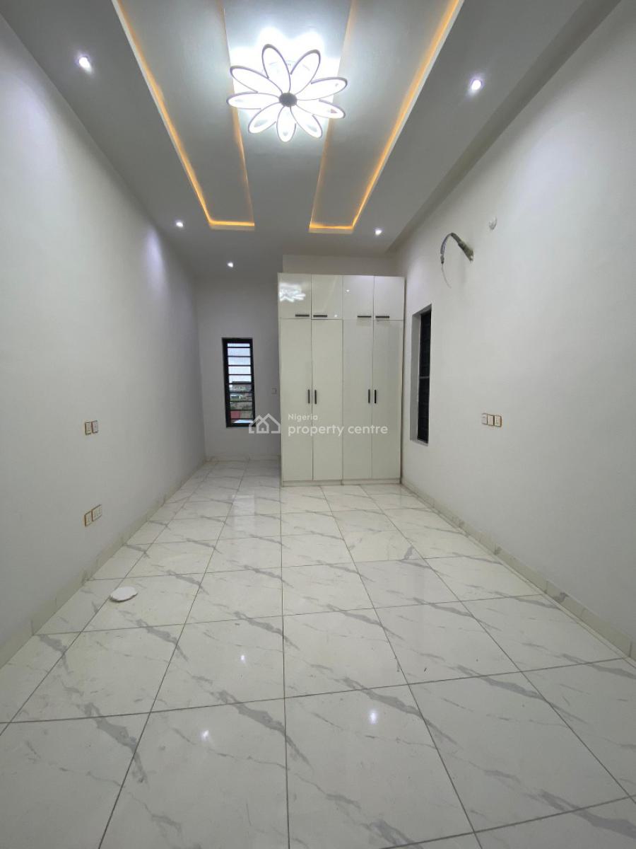 Extremely Spacious & Luxurious 6 Bedroom Fully Detached Duplex & Bq, Located in a Secured Estate with a Good Access Road Pool,elevator,, Ikota, Lekki, Lagos, House for Sale