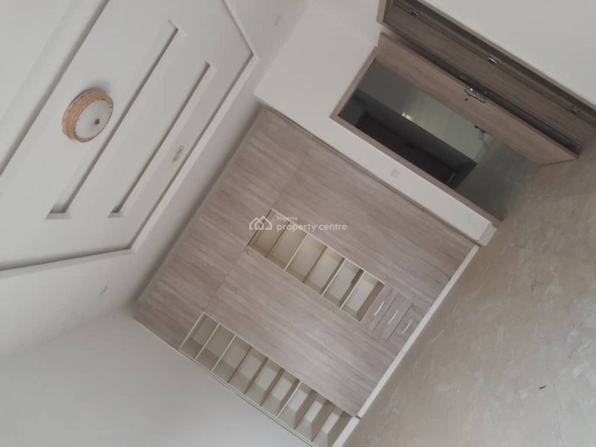 Tastefully Built Semi Detached Self Serviced Duplex with Bq in Chevror, Chevron ,lekki ,lagos ,nigeria, Lekki, Lagos, Semi-detached Duplex for Rent
