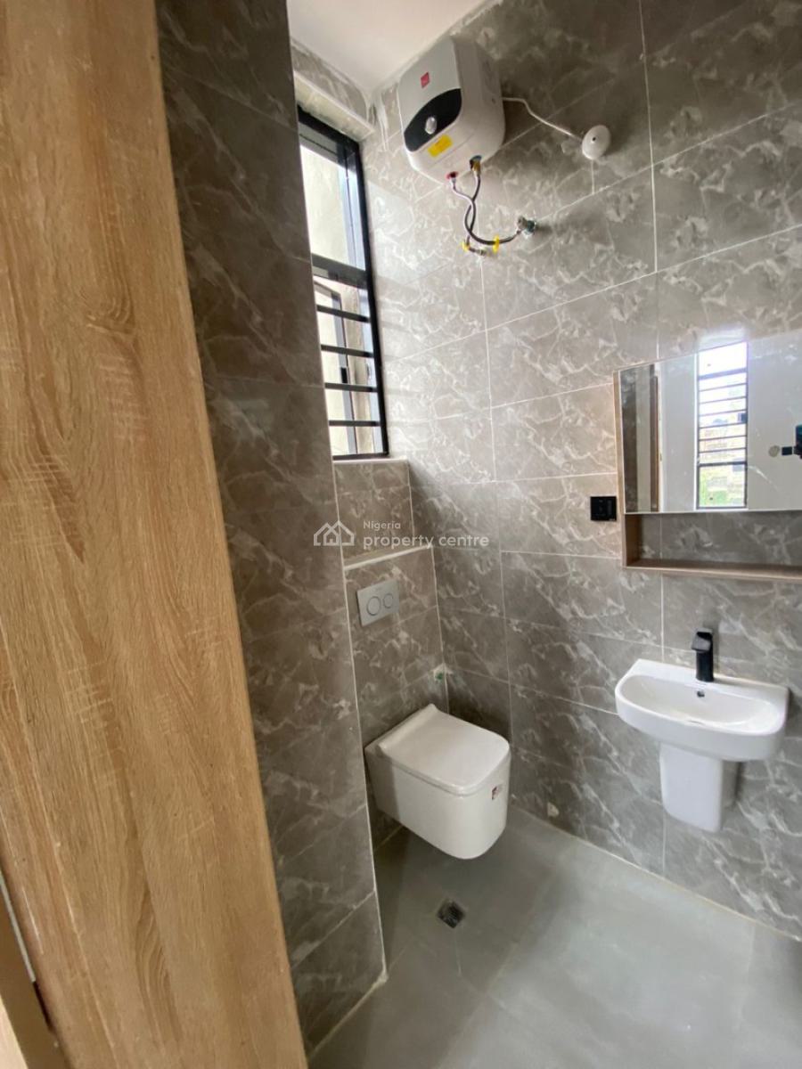 2 Beds Apartment Comes with Elevator, Pool and Gym., Ikota, Lekki, Lagos, Flat / Apartment for Rent