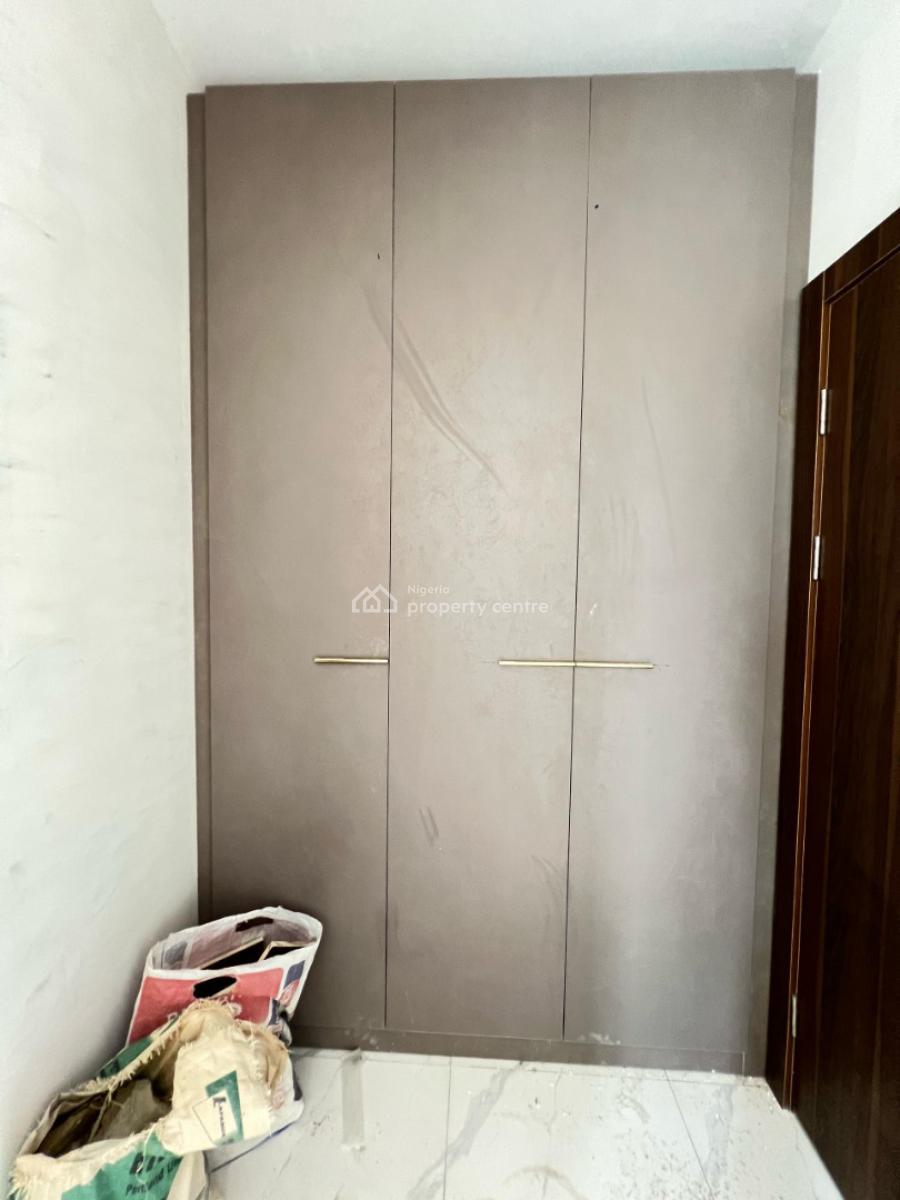Well Built 2  Apartment with Swimming Pool, Gym and Elevator, Ikate, Lekki, Lagos, Flat / Apartment for Sale