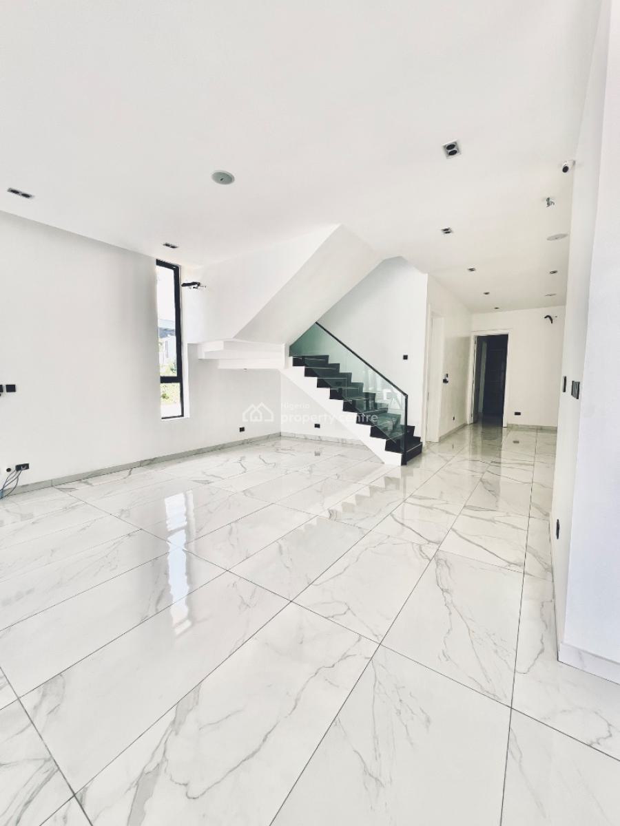 Move-in Ready -- Start Living Today! 	K, Ikota, Lekki, Lagos, Detached Duplex for Sale