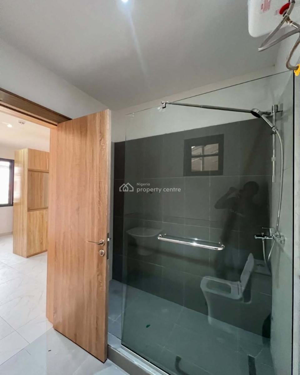 1 Bedroom Apartment with Elevator,, Ikate, Lekki, Lagos, Mini Flat (room and Parlour) for Rent
