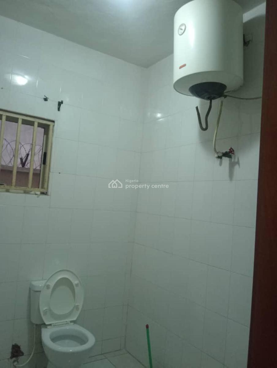Spacious 2bedrooms Flat, Lekki Phase 1, Lekki, Lagos, Flat / Apartment for Rent