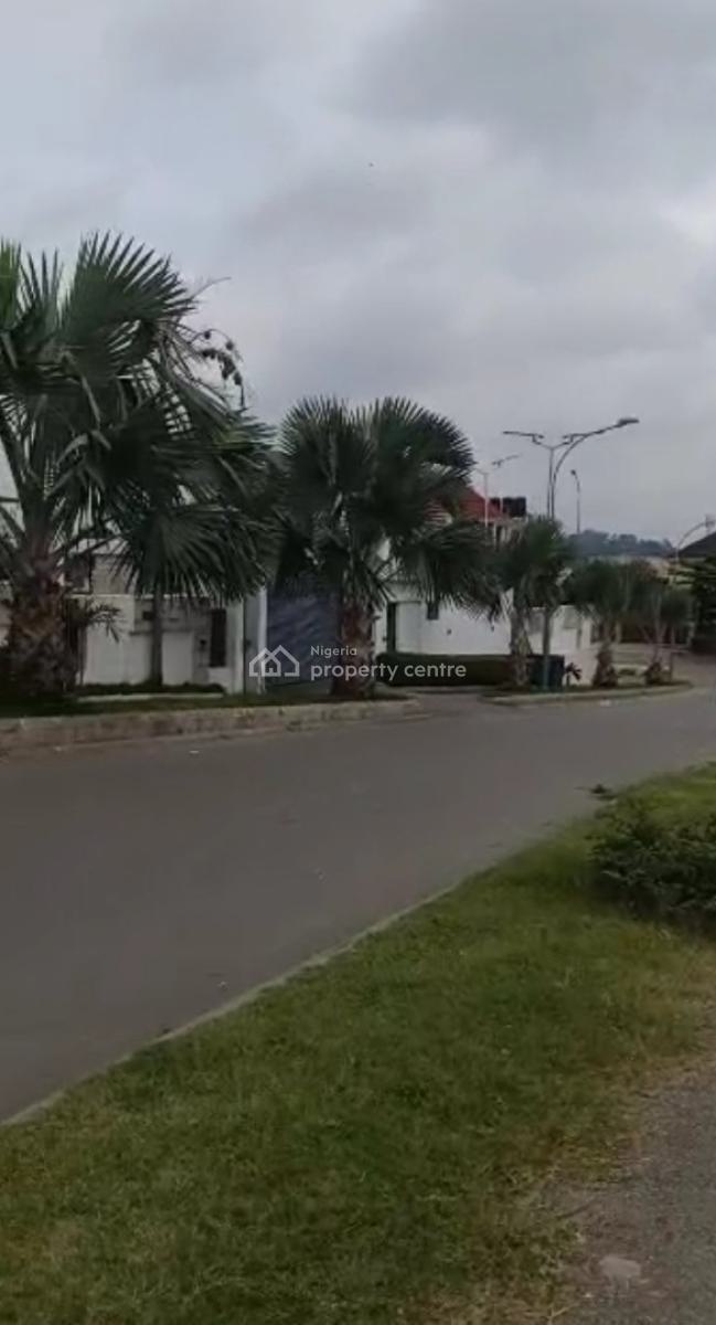 1500 Square Meters Flat Land in a Luxurious Environment, Diplomatic Zone, Guzape Main, Guzape District, Abuja, Land for Sale