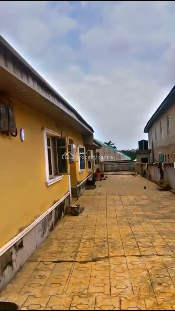 9 Units of Mini Flat, Fenced and Gated on a Full Plot of Land., Igbe-laara, Igbogbo, Ikorodu, Lagos, Block of Flats for Sale