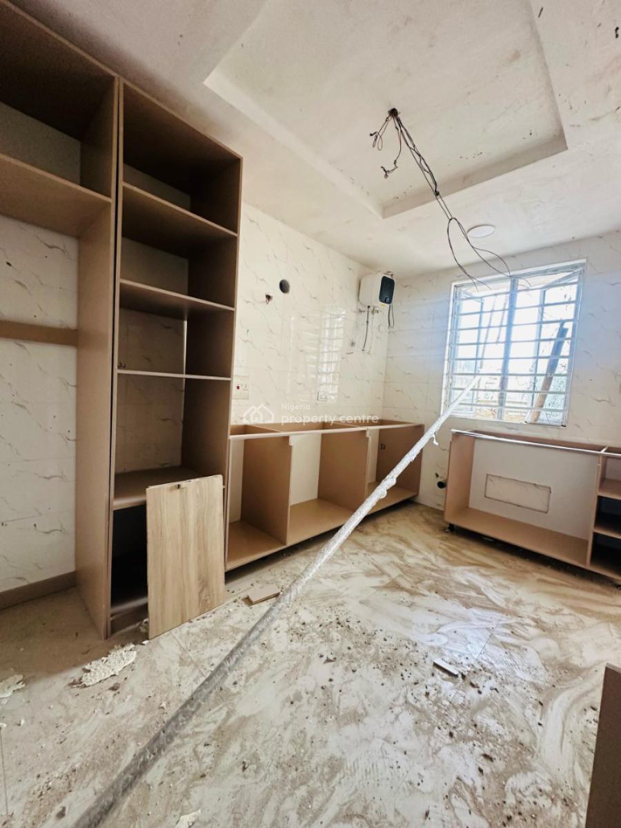 4 Bedroom Apartment in a Serene Estate., Adeniyi Jones, Ikeja, Lagos, Terraced Duplex for Sale