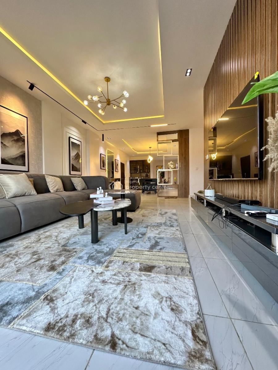 a Luxurious One Bedroom with Two Sitters  Jacuzzi  Massive Swimming Po, Lekki Phase 1, Lekki, Lagos, Flat / Apartment Short Let