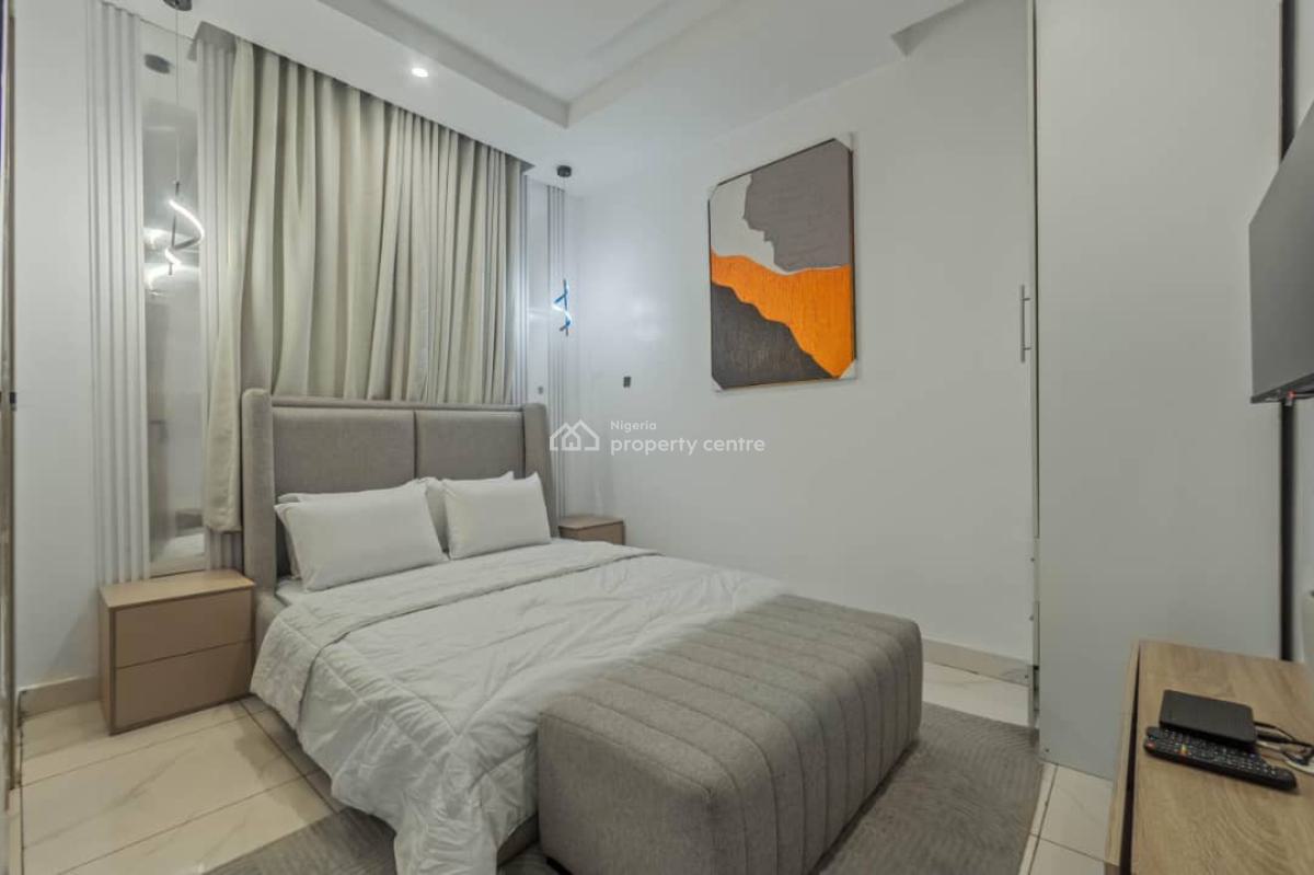 Luxury 1bedroom Penthouse with Spacious Balcony and Ps5, Lekki Phase 1, Lekki, Lagos, Flat / Apartment Short Let