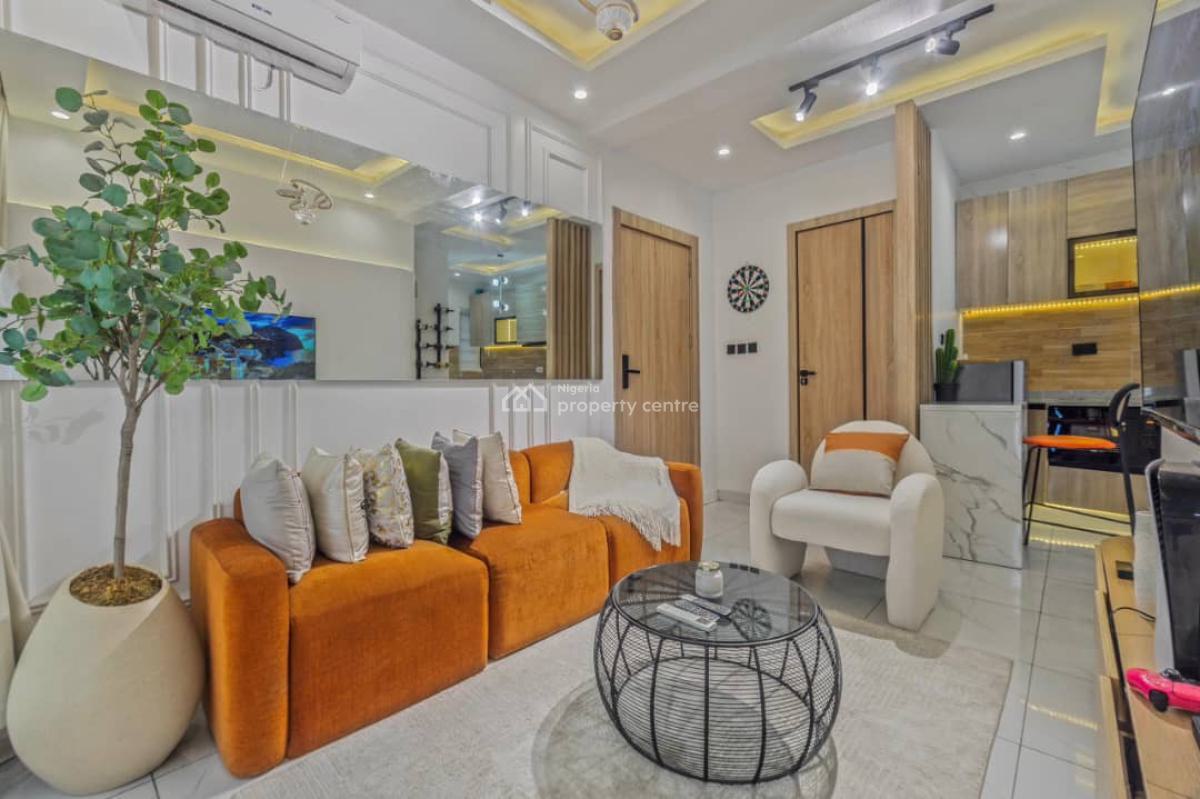 Luxury 1bedroom Penthouse with Spacious Balcony and Ps5, Lekki Phase 1, Lekki, Lagos, Flat / Apartment Short Let