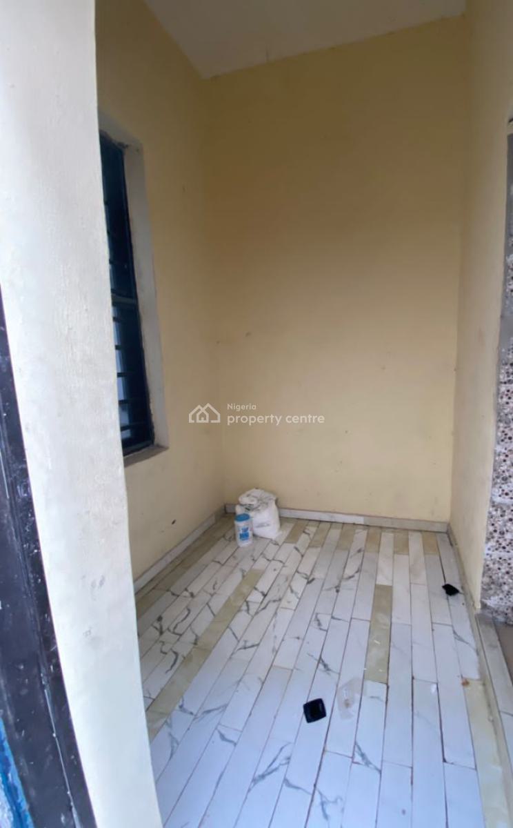 Spacious Boys Quarter, Orchid, Lekki, Lagos, Self Contain (single Rooms) for Rent