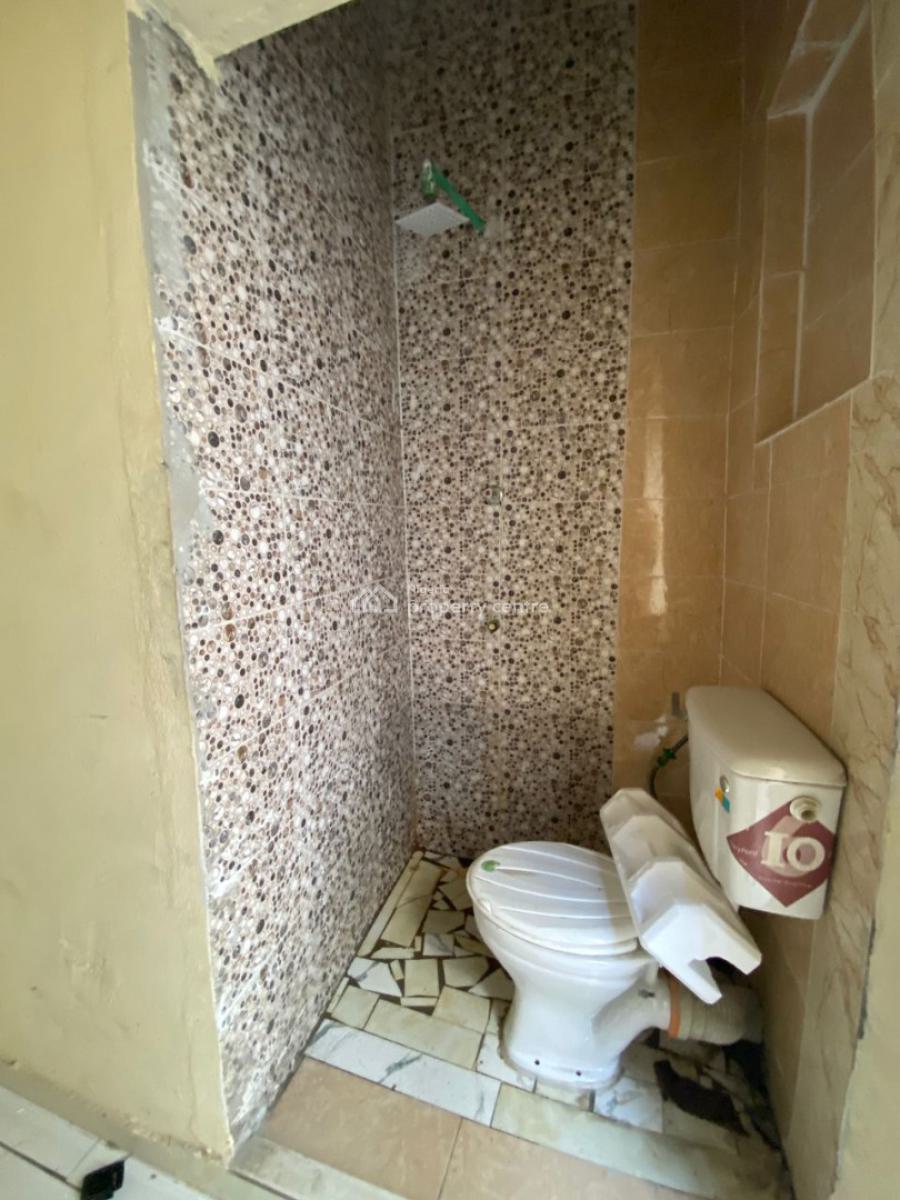 Spacious Boys Quarter, Orchid, Lekki, Lagos, Self Contain (single Rooms) for Rent
