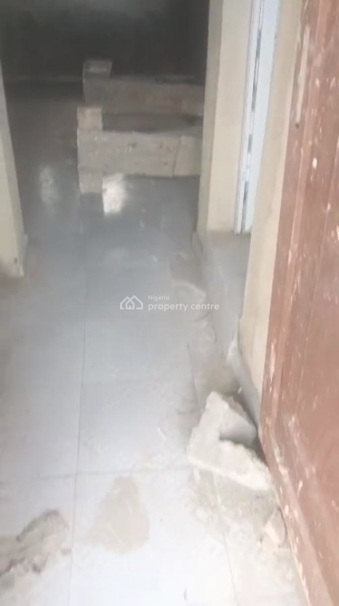 Brand New Self Contain in Prime Location, Adekunle, Yaba, Lagos, Self Contain (single Rooms) for Rent