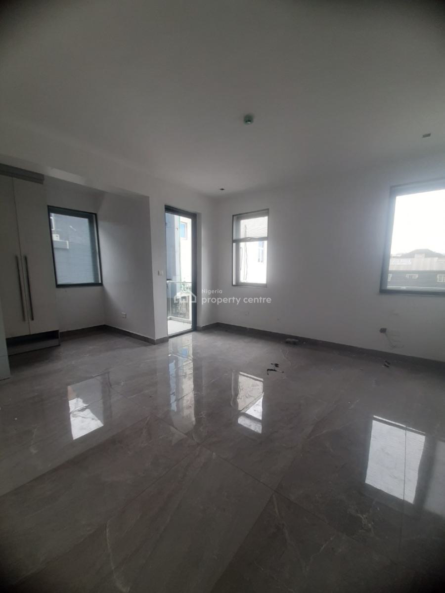 2, Lekki Phase 1, Lekki, Lagos, Flat / Apartment for Rent