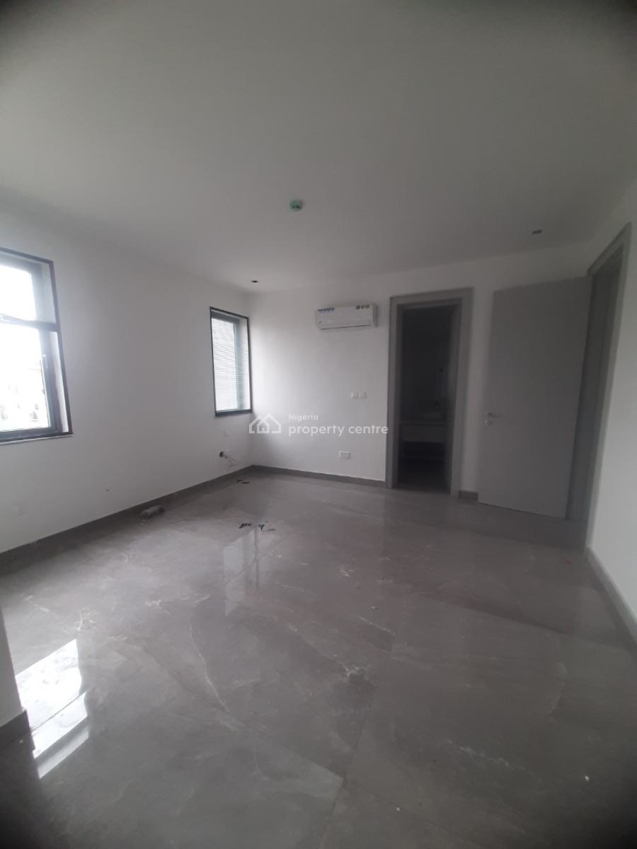 2, Lekki Phase 1, Lekki, Lagos, Flat / Apartment for Rent