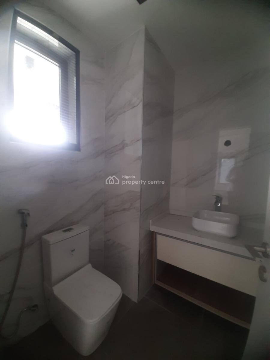 2, Lekki Phase 1, Lekki, Lagos, Flat / Apartment for Rent