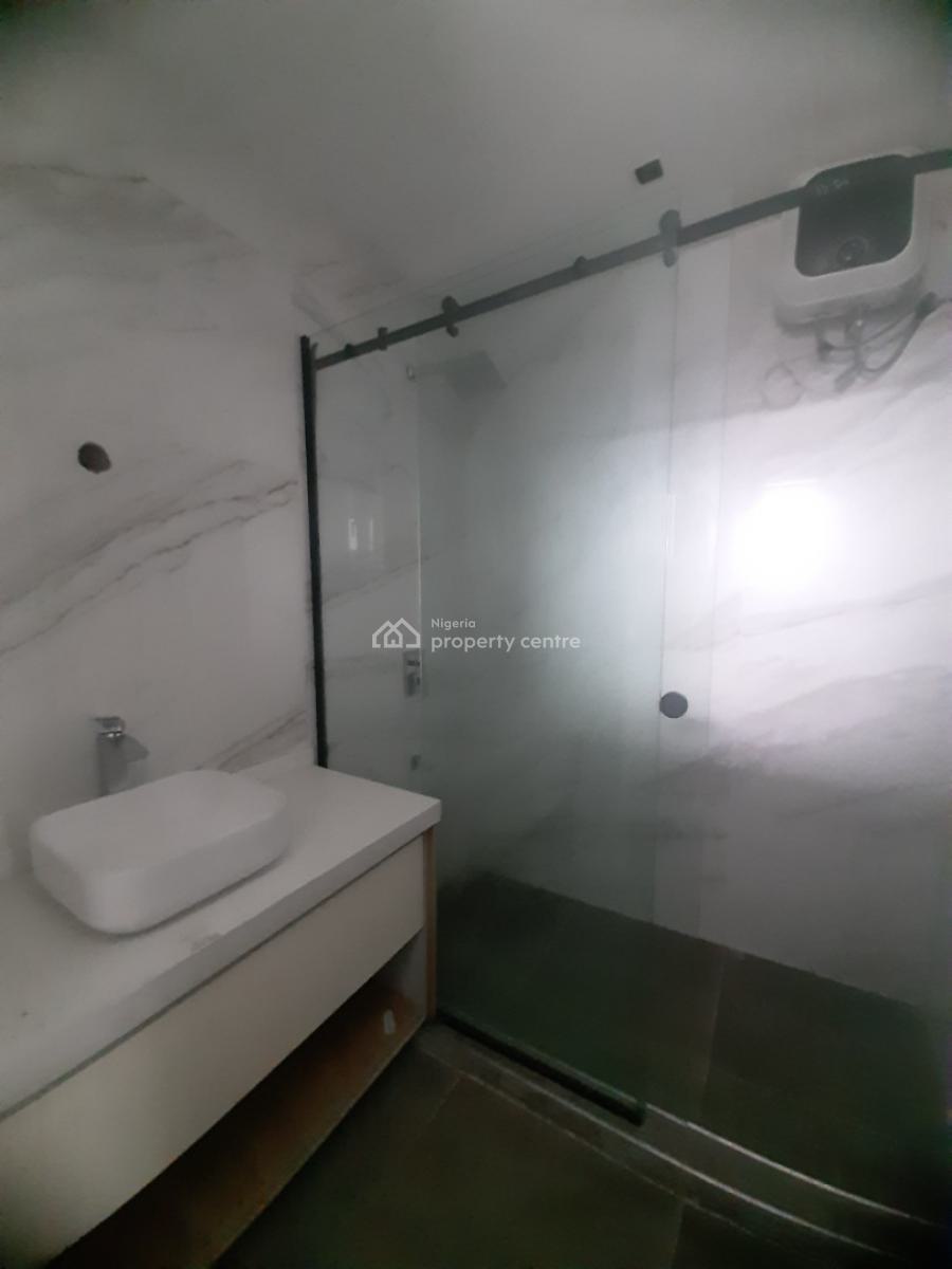 2, Lekki Phase 1, Lekki, Lagos, Flat / Apartment for Rent
