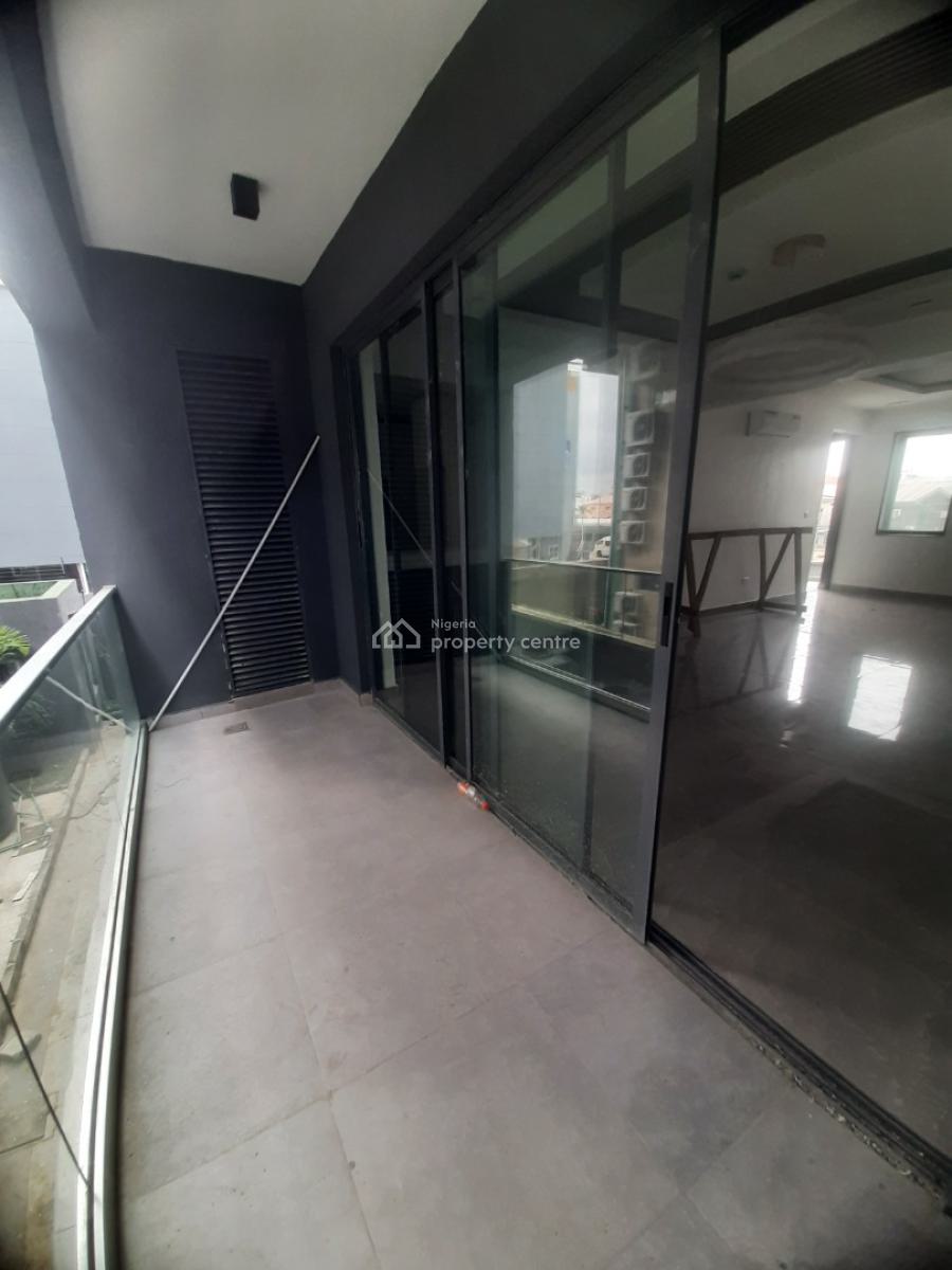 2, Lekki Phase 1, Lekki, Lagos, Flat / Apartment for Rent
