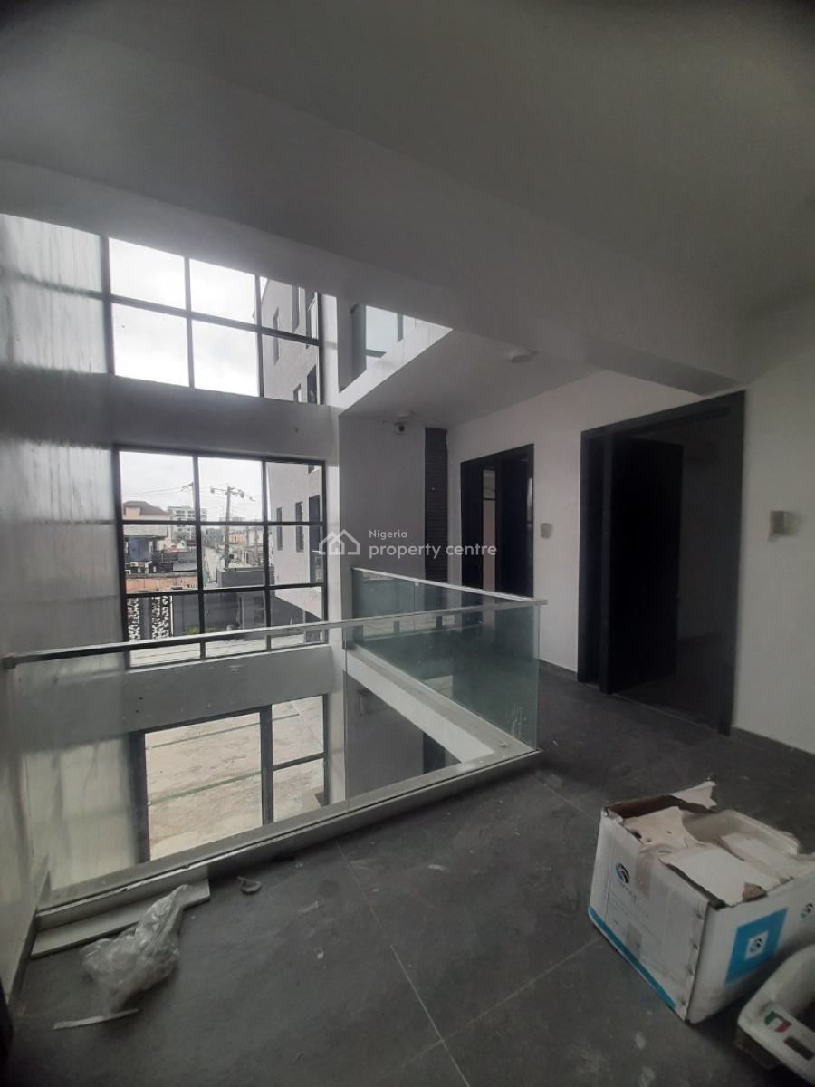 2, Lekki Phase 1, Lekki, Lagos, Flat / Apartment for Rent