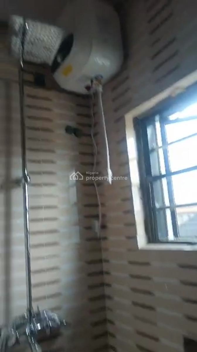 Brand New Self Contain with Water Heater and Wardrobe., Adekunle, Yaba, Lagos, Self Contain (single Rooms) for Rent