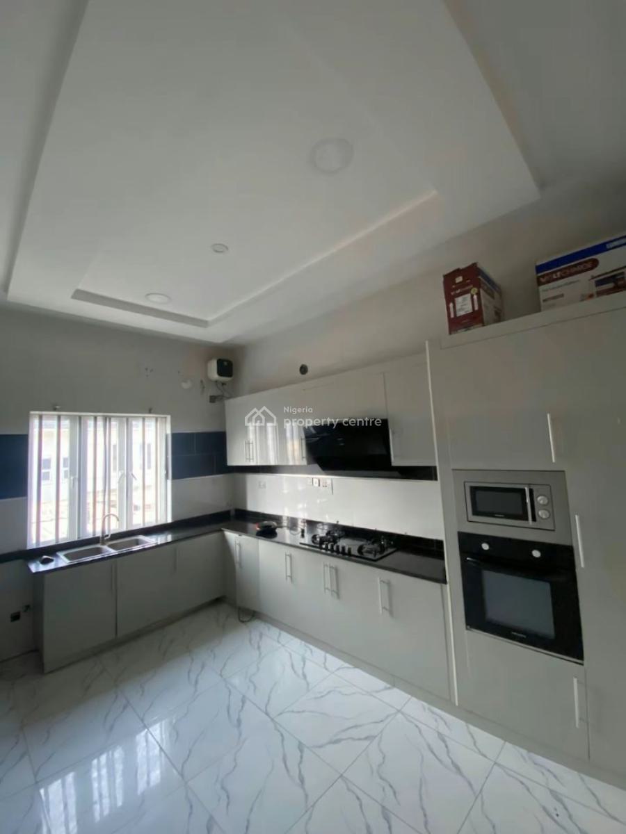 Three Bedroom Aparment, Osapa Lekki, Osapa, Lekki, Lagos, Flat / Apartment for Rent