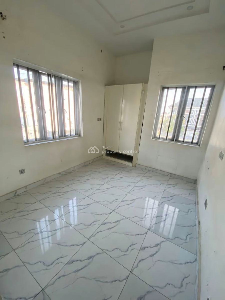 Three Bedroom Aparment, Osapa Lekki, Osapa, Lekki, Lagos, Flat / Apartment for Rent