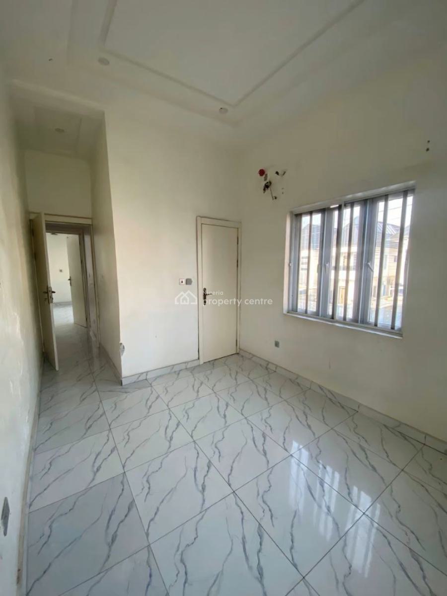 Three Bedroom Aparment, Osapa Lekki, Osapa, Lekki, Lagos, Flat / Apartment for Rent