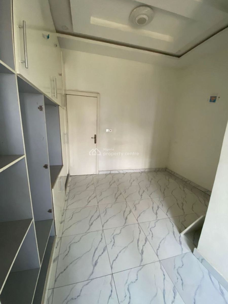 Three Bedroom Aparment, Osapa Lekki, Osapa, Lekki, Lagos, Flat / Apartment for Rent