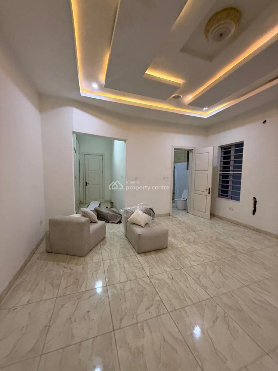 Luxury Masters Bedroom in a Shared Apartment, Oral Extension, Lekki, Lagos, Self Contain (single Rooms) for Rent