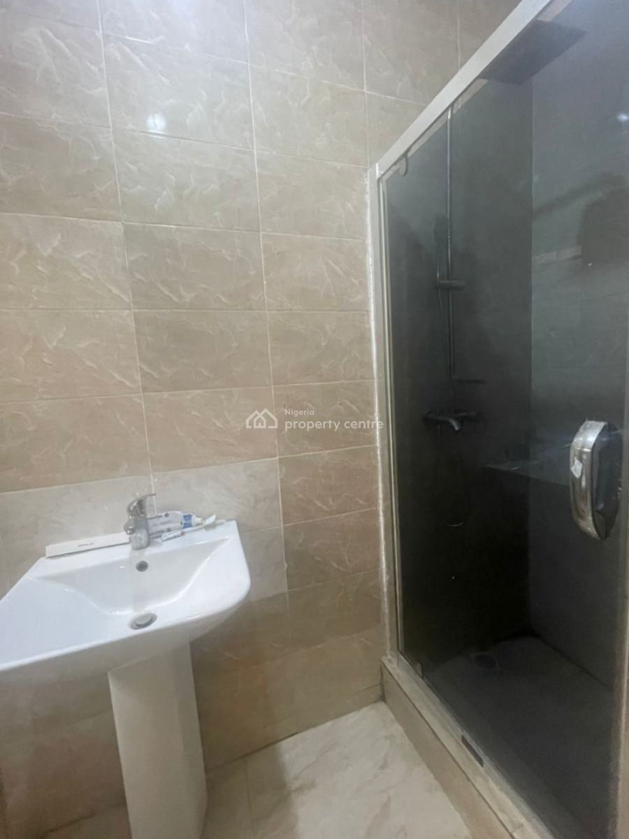 Very Clean and Standard Room in a Duplex Available, Orchid Road, Lekki, Lagos, Self Contain (single Rooms) for Rent