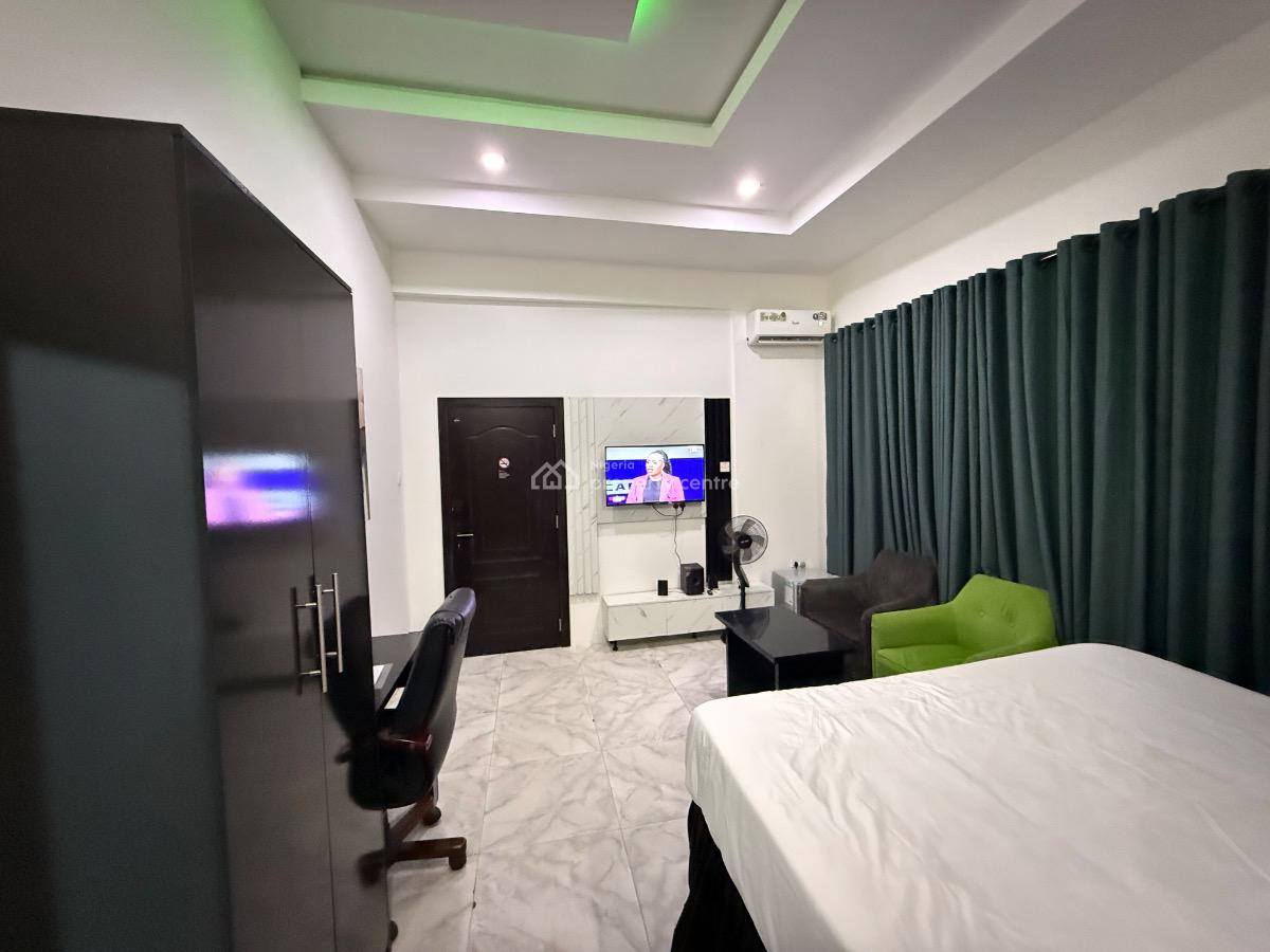 Fully Furnished 6 Rooms Apartment with a Big Lounge, Ikate Elegushi, Lekki, Lagos, Commercial Property for Rent