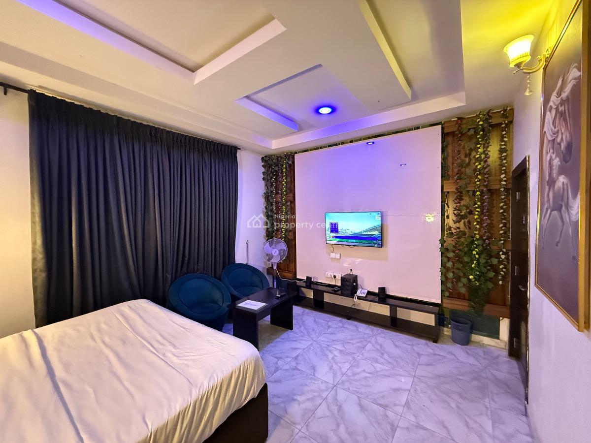 Fully Furnished 6 Rooms Apartment with a Big Lounge, Ikate Elegushi, Lekki, Lagos, Commercial Property for Rent