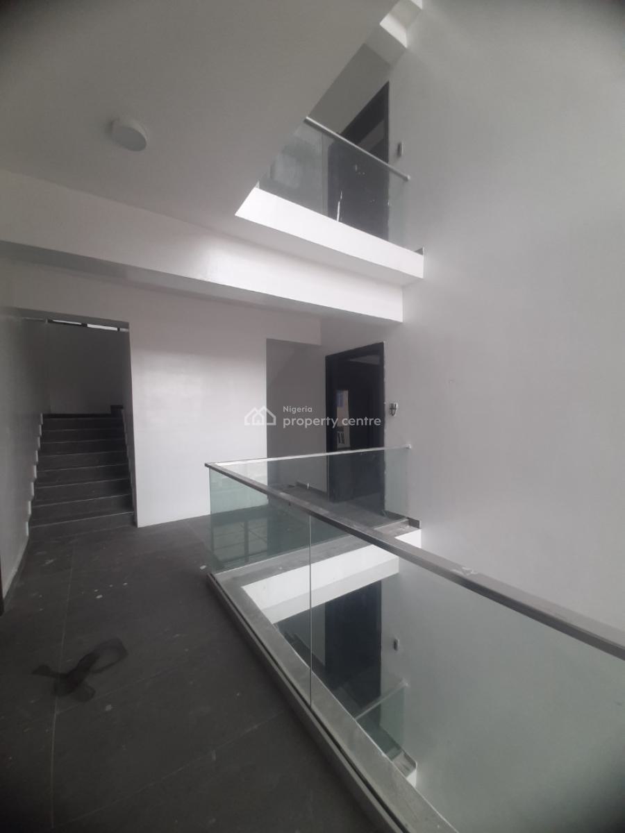 1, Lekki Phase 1, Lekki, Lagos, Mini Flat (room and Parlour) for Rent