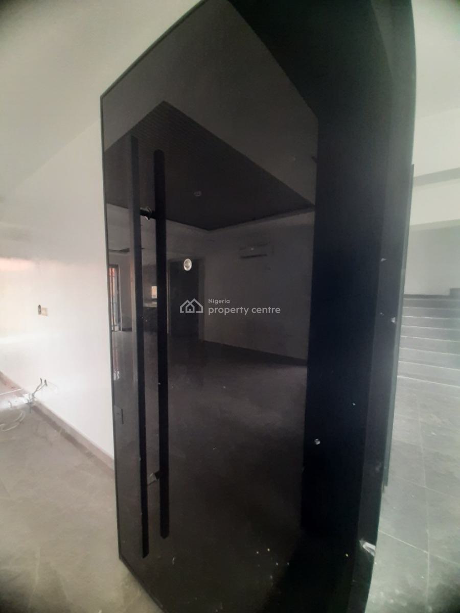 1, Lekki Phase 1, Lekki, Lagos, Mini Flat (room and Parlour) for Rent