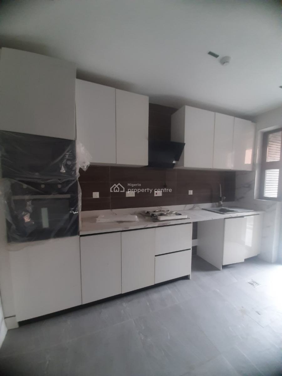 1, Lekki Phase 1, Lekki, Lagos, Mini Flat (room and Parlour) for Rent
