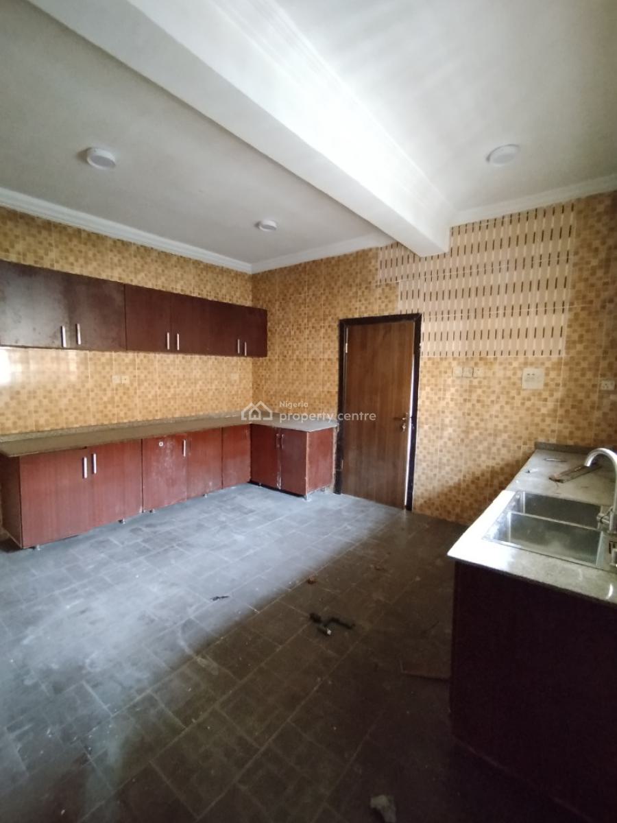 Fully Detached 6-bedroom Duplex with Bq (2yrs Payable), Lekki Phase 1, Lekki, Lagos, Detached Duplex for Rent