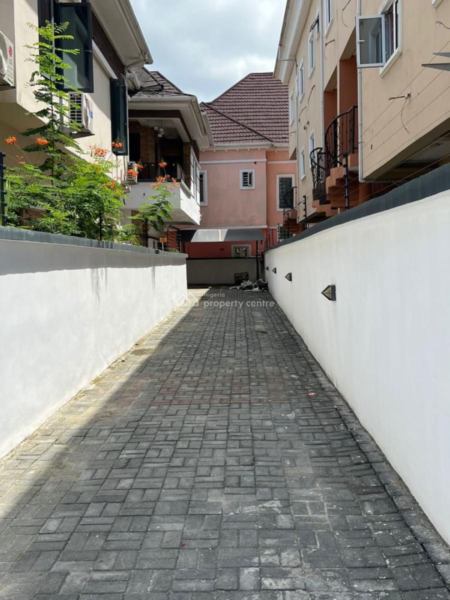 a Big Studio Apartment/room Self Contained, Chevron Alternative/gated Estate, Lekki Phase 2, Lekki, Lagos, Self Contain (single Rooms) for Rent