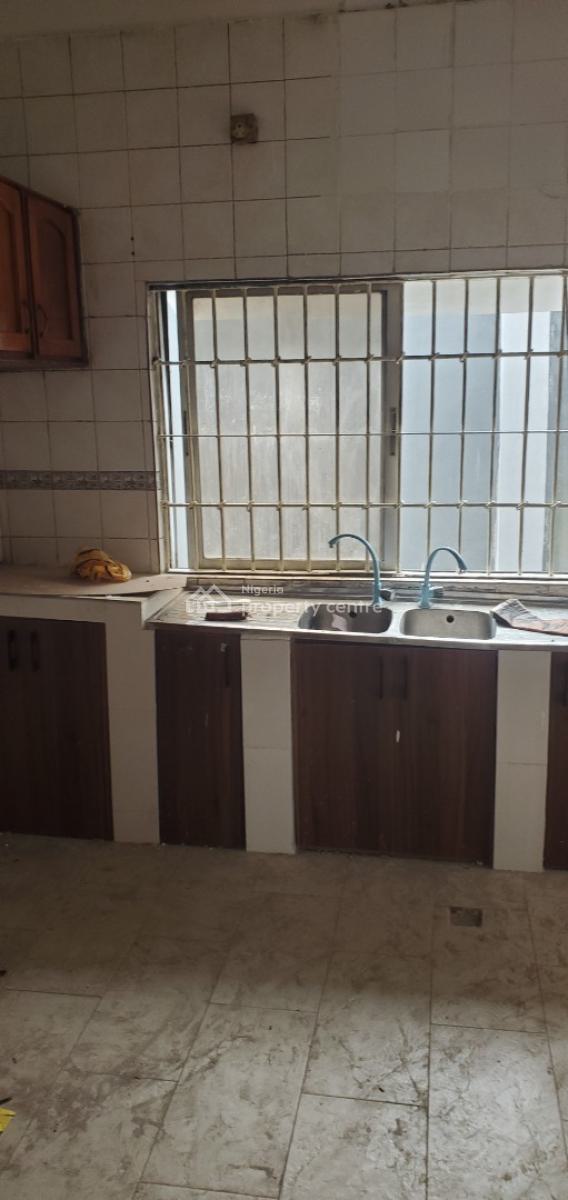 a 3 Bedroom Bungalow in Alone Compound, Ologunfe Bustop, Ibeju-lekki Lagos, Ajah, Lagos, Flat / Apartment for Rent
