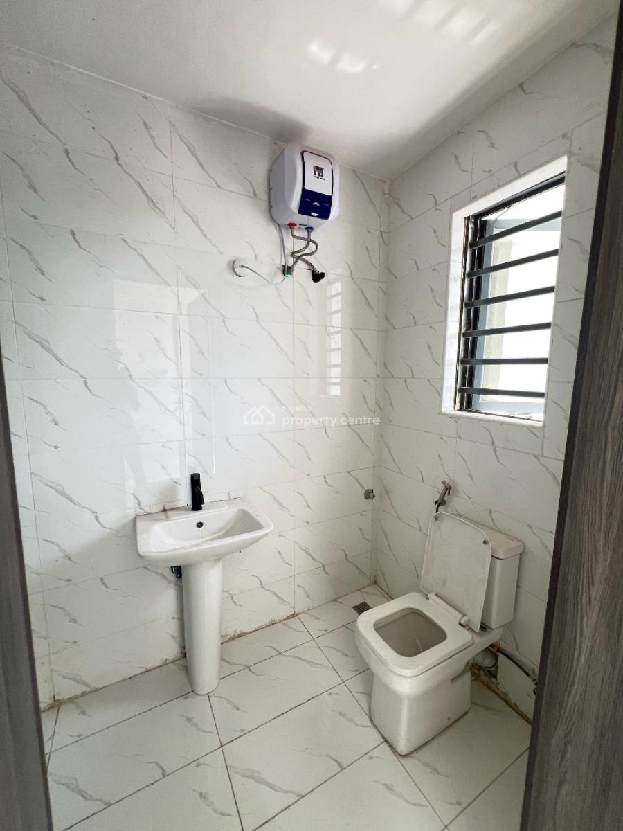 Stunning 2bedroom Apartment with Pool, Gym and Elevator, Ikate Elegushi, Lekki, Lagos, Flat / Apartment for Sale