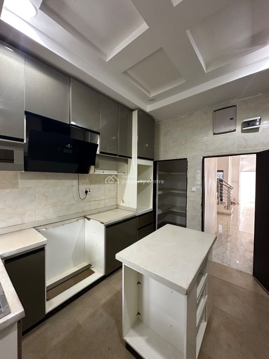 Standard 4bedroom Terrace Duplex with a Bq, Gaduwa, Abuja, Terraced Duplex for Sale