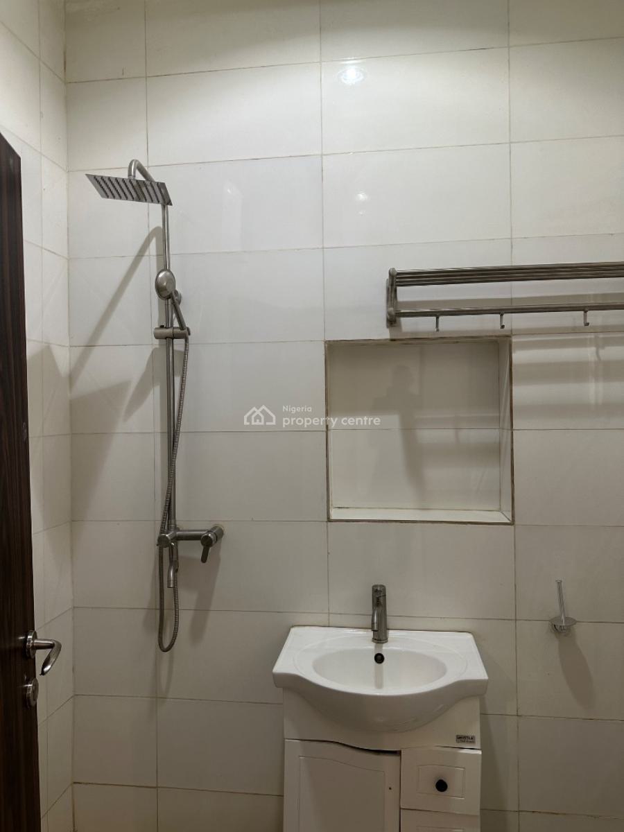 Standard 4bedroom Terrace Duplex with a Bq, Gaduwa, Abuja, Terraced Duplex for Sale