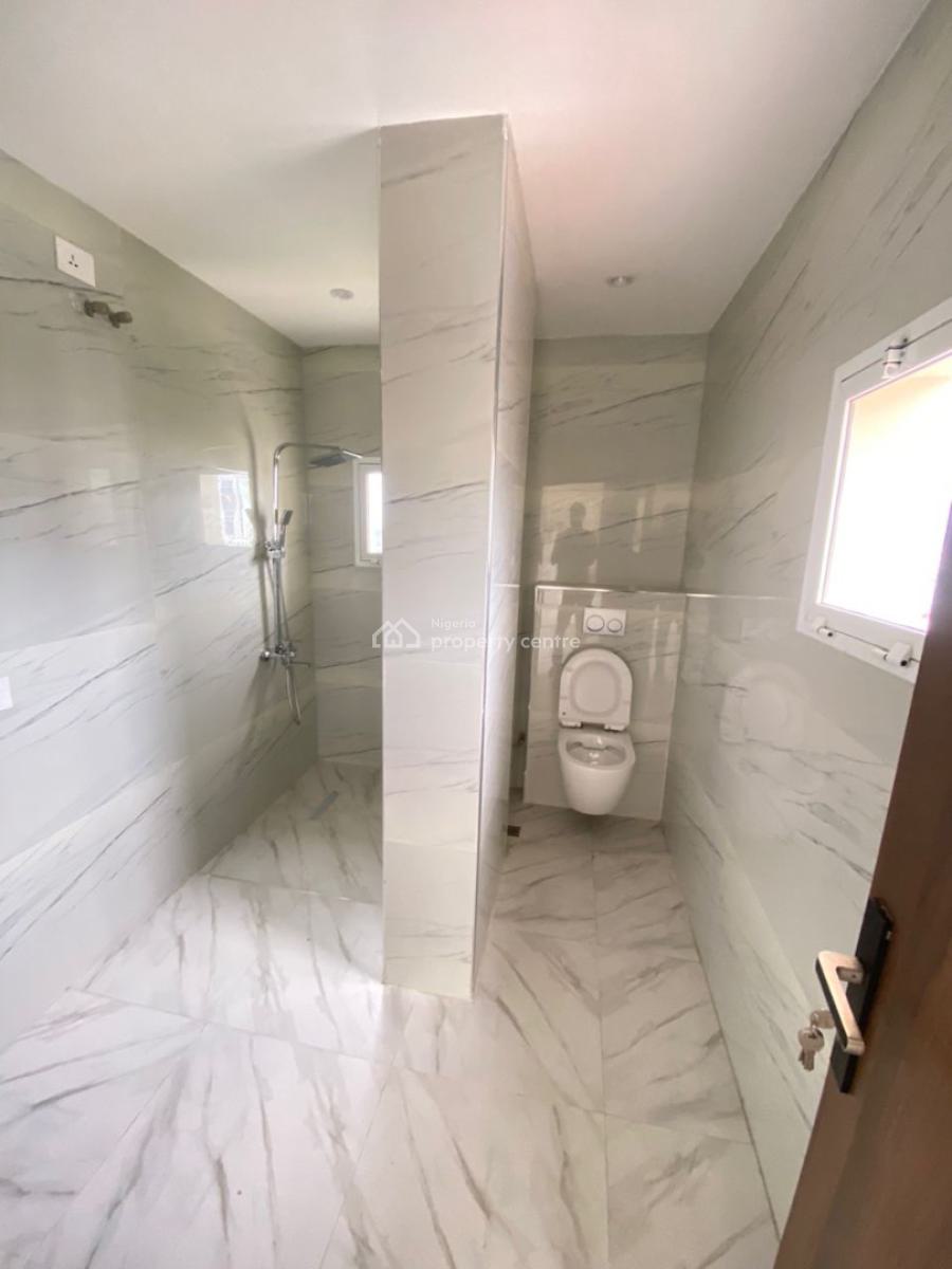 Lovely 2 Bedrooms Apartment, Victoria Island (vi), Lagos, Flat / Apartment for Sale