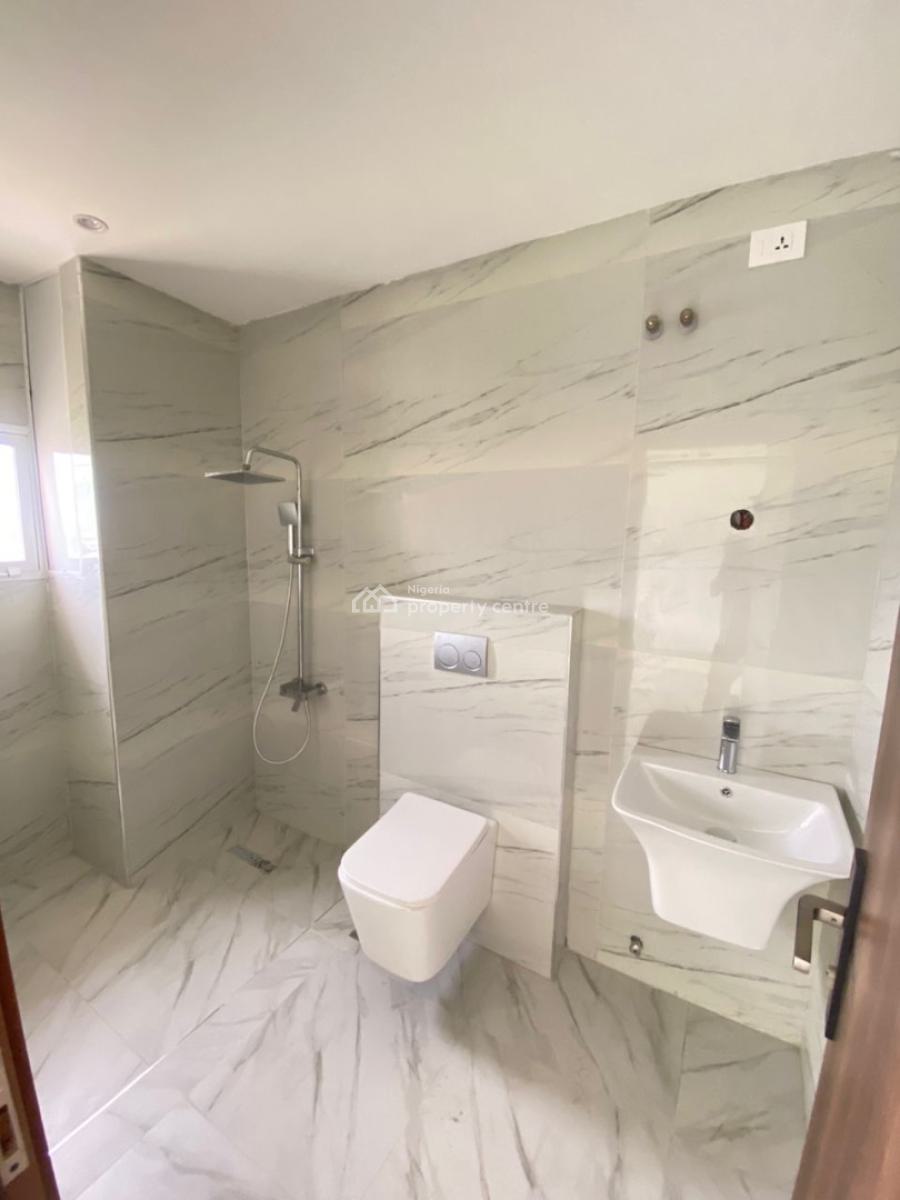 Lovely 2 Bedrooms Apartment, Victoria Island (vi), Lagos, Flat / Apartment for Sale
