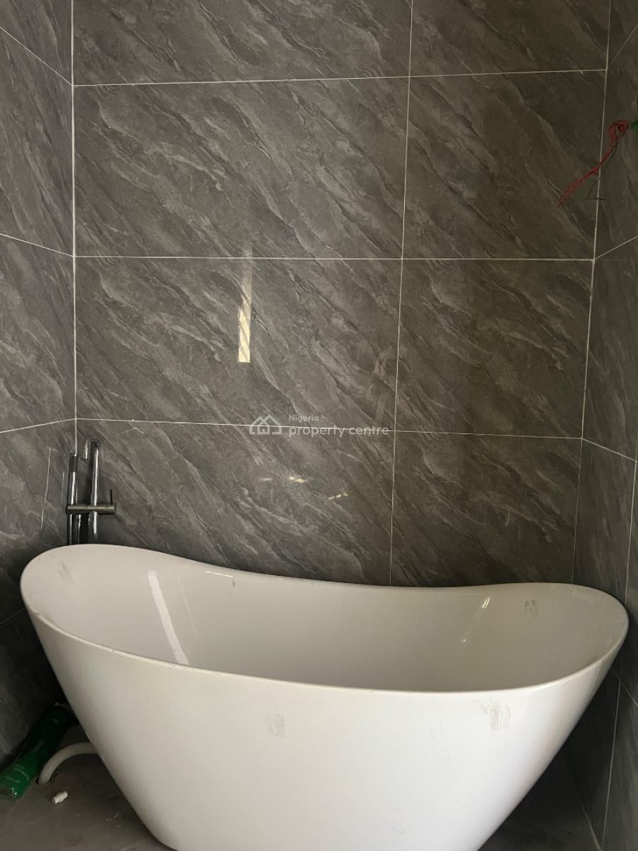 Luxury Five Bedrooms Semi Detached Duplex with Bq, Off Admiralty, Lekki Phase 1, Lekki, Lagos, Semi-detached Duplex for Sale
