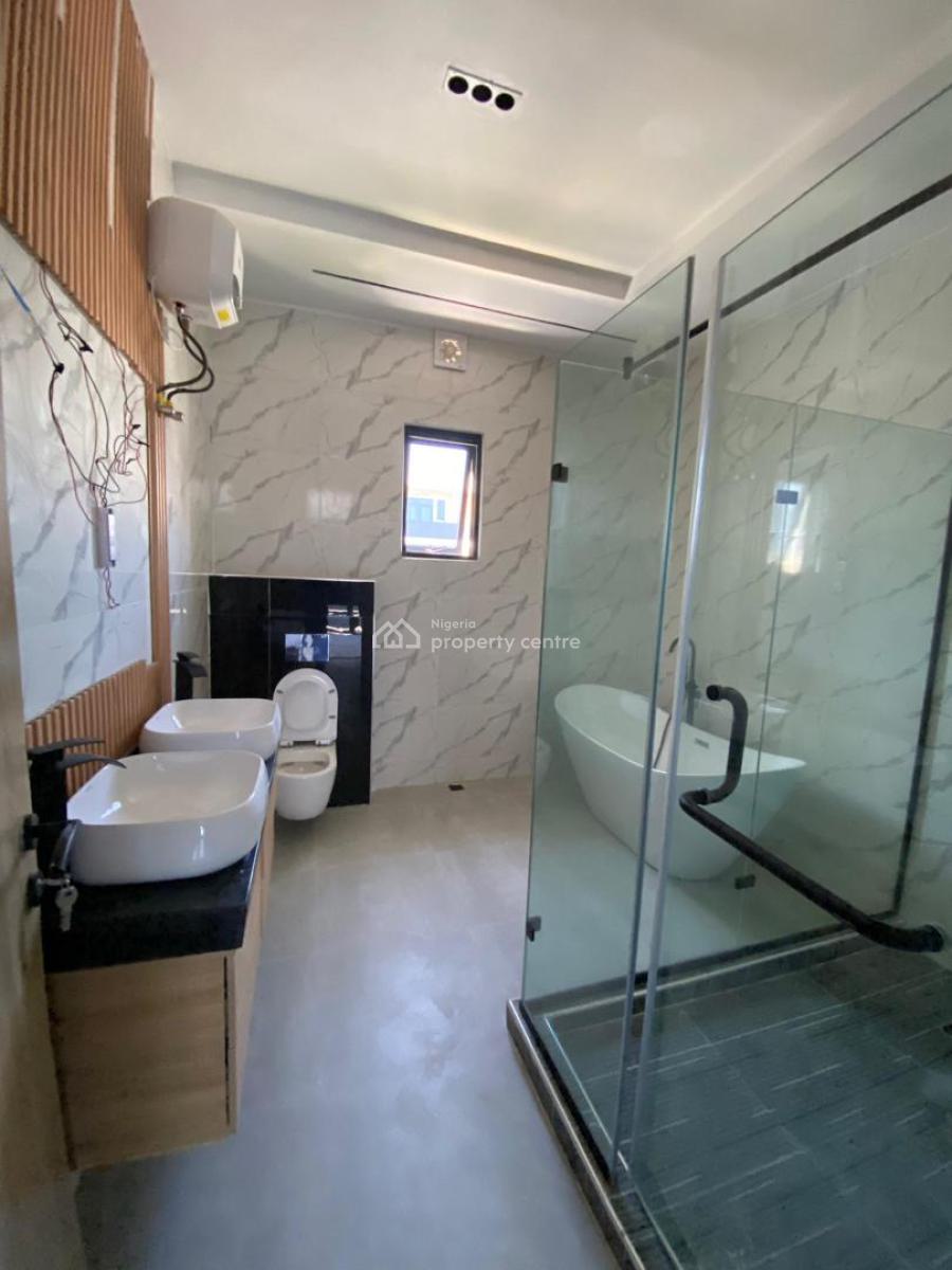 4 Bedroom, Off Omorire Johnson, Lekki Phase 1, Lekki, Lagos, Terraced Duplex for Sale