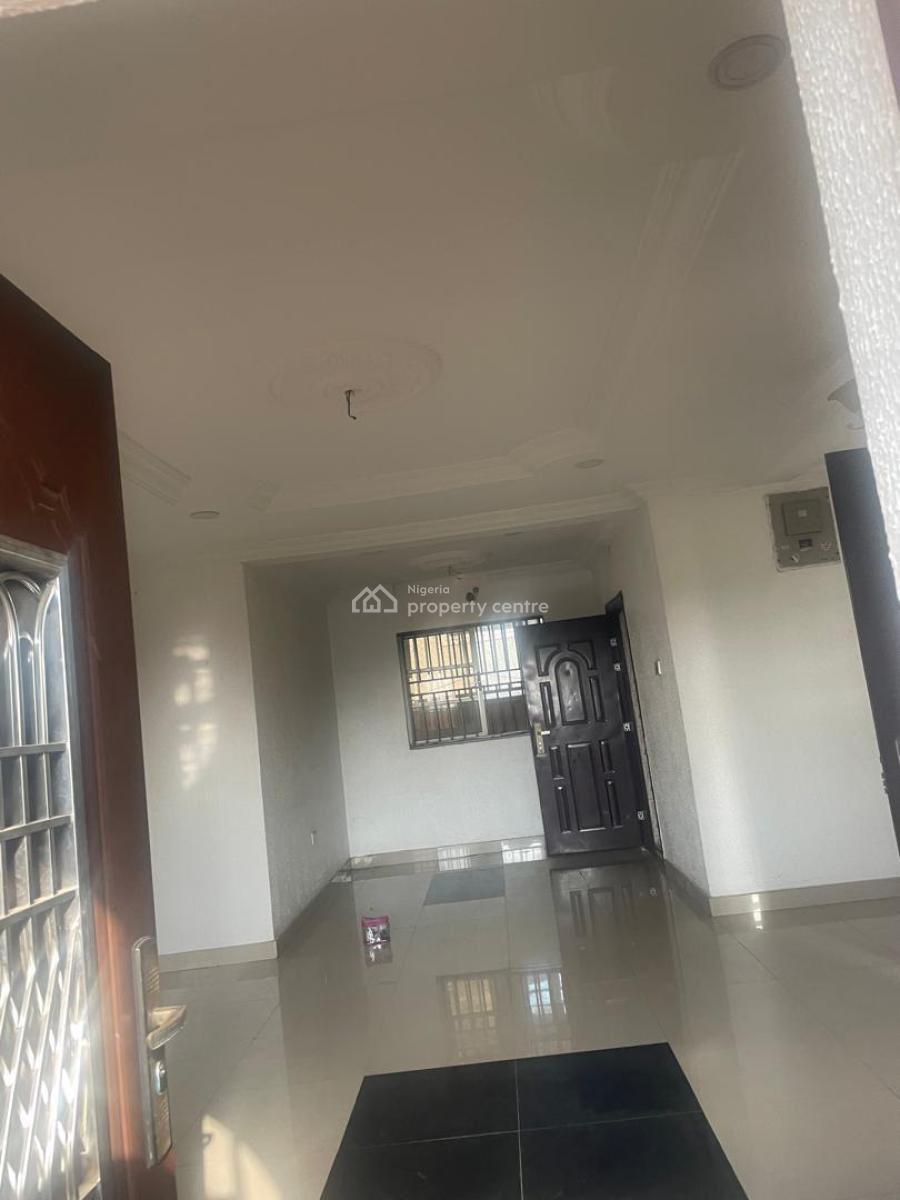 3bedroom Flat at Magodo Gra Phase 1, Magodo Gra Phase 1, Gra Phase 1, Magodo, Lagos, Flat / Apartment for Rent