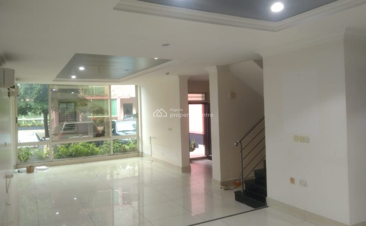 Tastefully Finish 3 Bedrooms Maisonette with a Maids Room, Old Ikoyi, Ikoyi, Lagos, Flat / Apartment for Rent