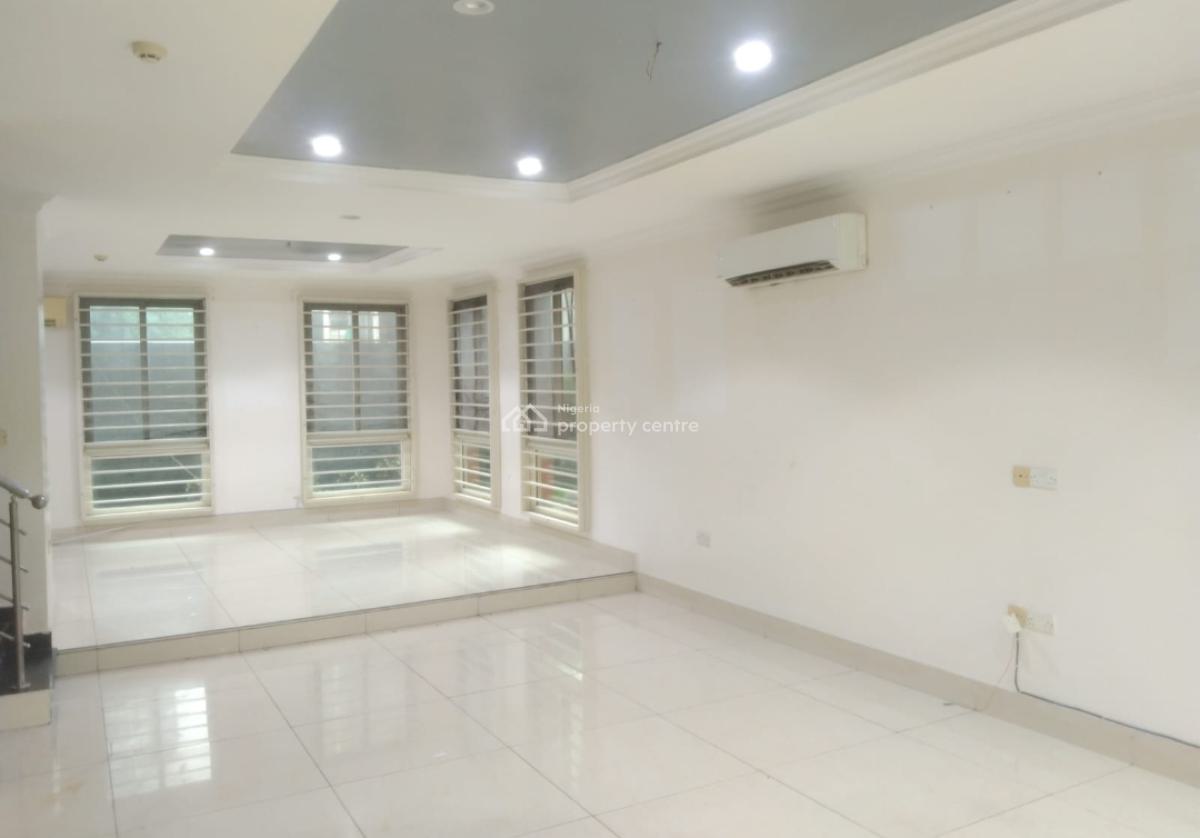 Tastefully Finish 3 Bedrooms Maisonette with a Maids Room, Old Ikoyi, Ikoyi, Lagos, Flat / Apartment for Rent