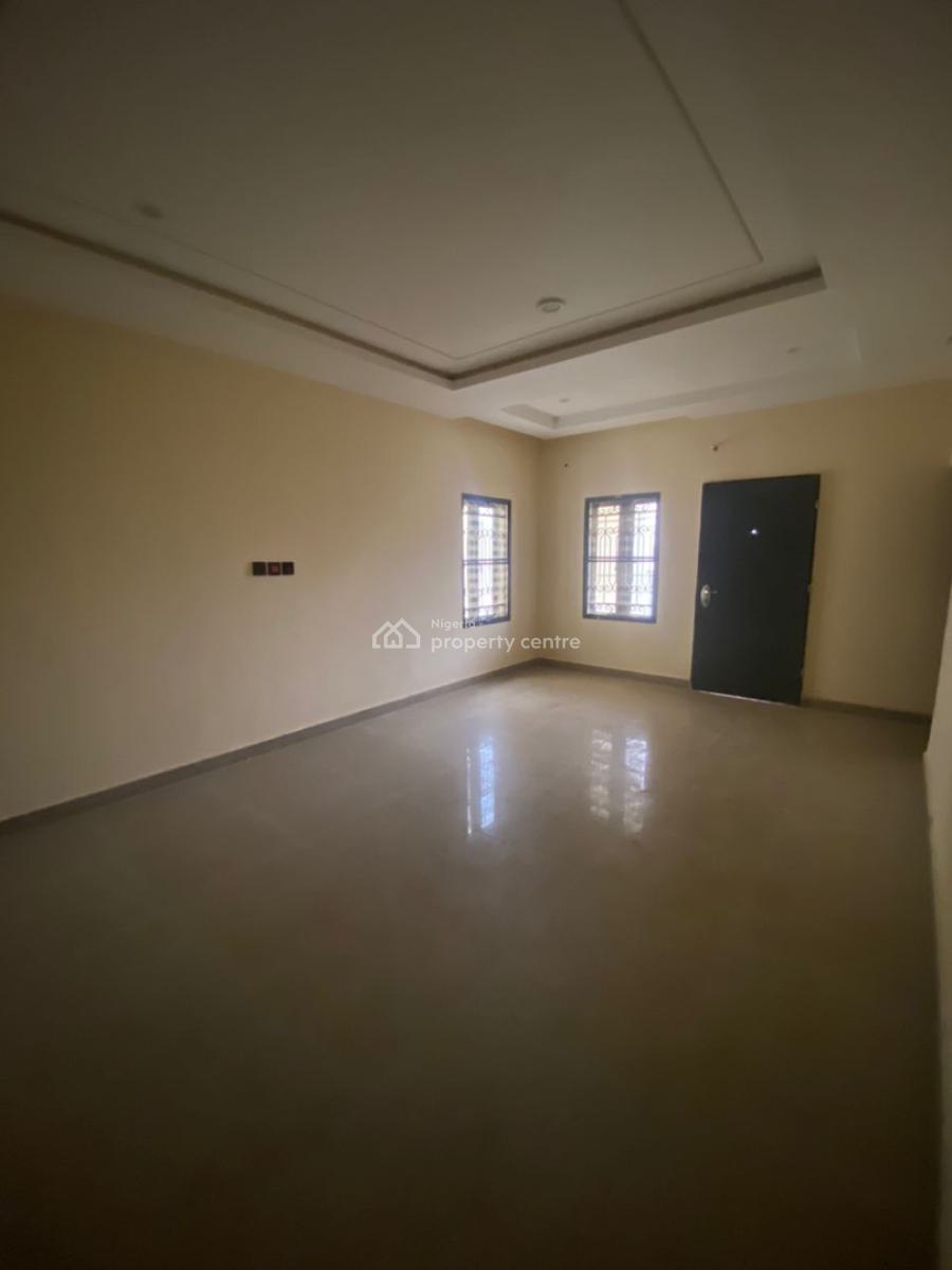 Tastefully Finished 4 Bedroom Spacious Terrace Duplex with Bq, Jahi By Aduvie School., Jahi, Abuja, Terraced Duplex for Rent