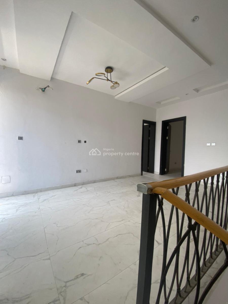 5 Bedroom Detached with Bq, Chevron, Lekki, Lagos, Detached Duplex for Sale