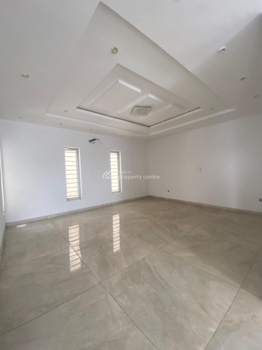 5 Bedroom Detached with Bq, Chevron, Lekki, Lagos, Detached Duplex for Sale